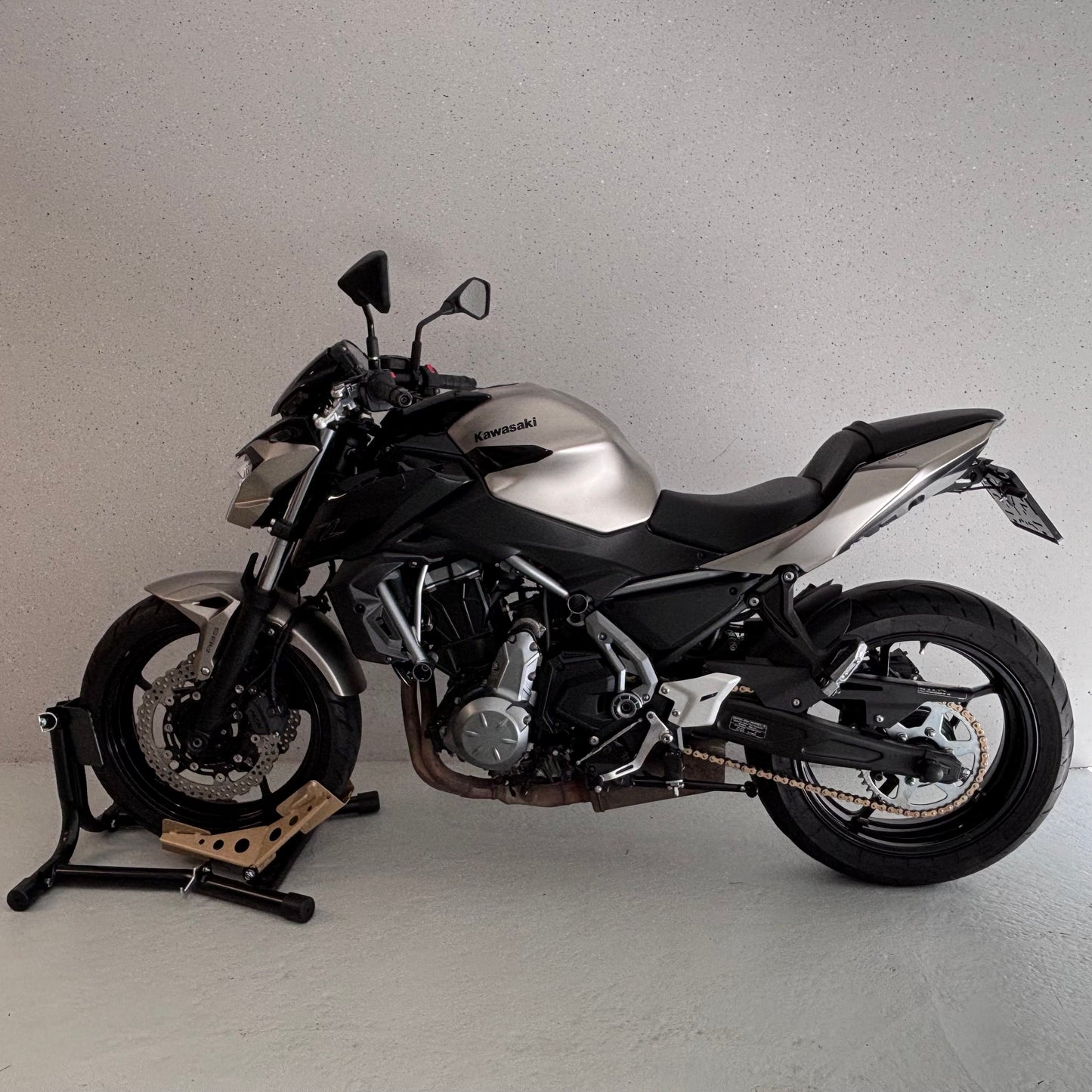 Kawasaki Z650 | Met dynamische knipperlichten
